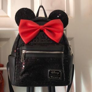 Disney loungefly minnie mouse sequin mini backpack